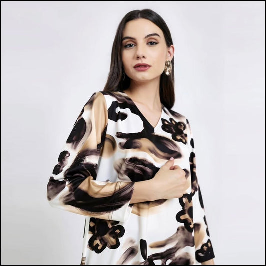 Abaya abstract design